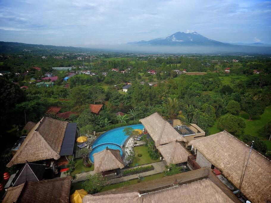 Puri Bali Stania, Cisarua West Java Cilama Exteriör bild